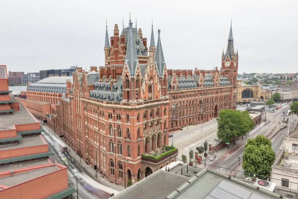Où dormir à Londres ? Les 7 meilleurs quartiers et hébergements 🇬🇧 55 Hôtel St. Pancras Renaissance