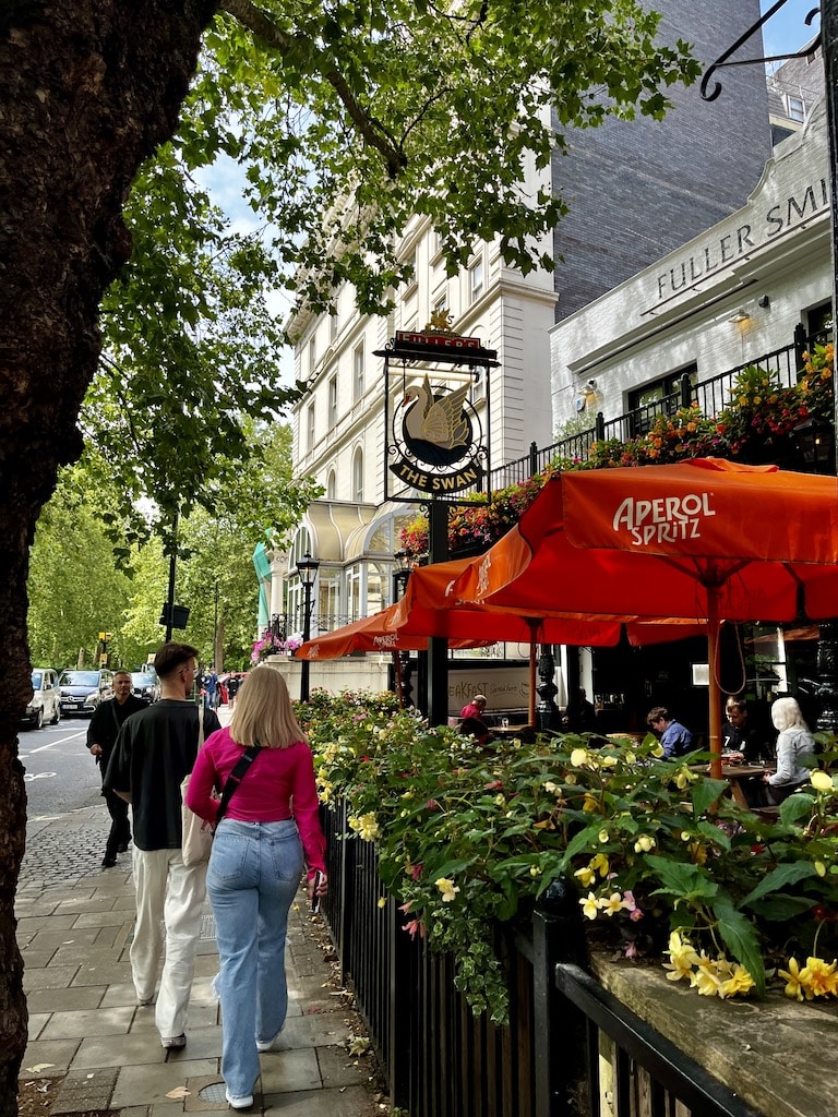 Où dormir à Londres ? Les 7 meilleurs quartiers et hébergements 🇬🇧 42 The Swan, un bon pub à Paddington