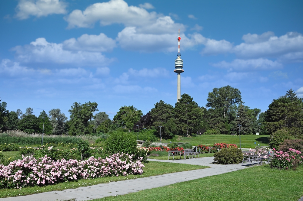 Que faire à Vienne ? 20 lieux à voir et activités 40 Donauturm dans le Donaupark de Vienne