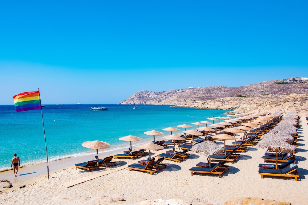 La baie d’Elia Beach à Mykonos