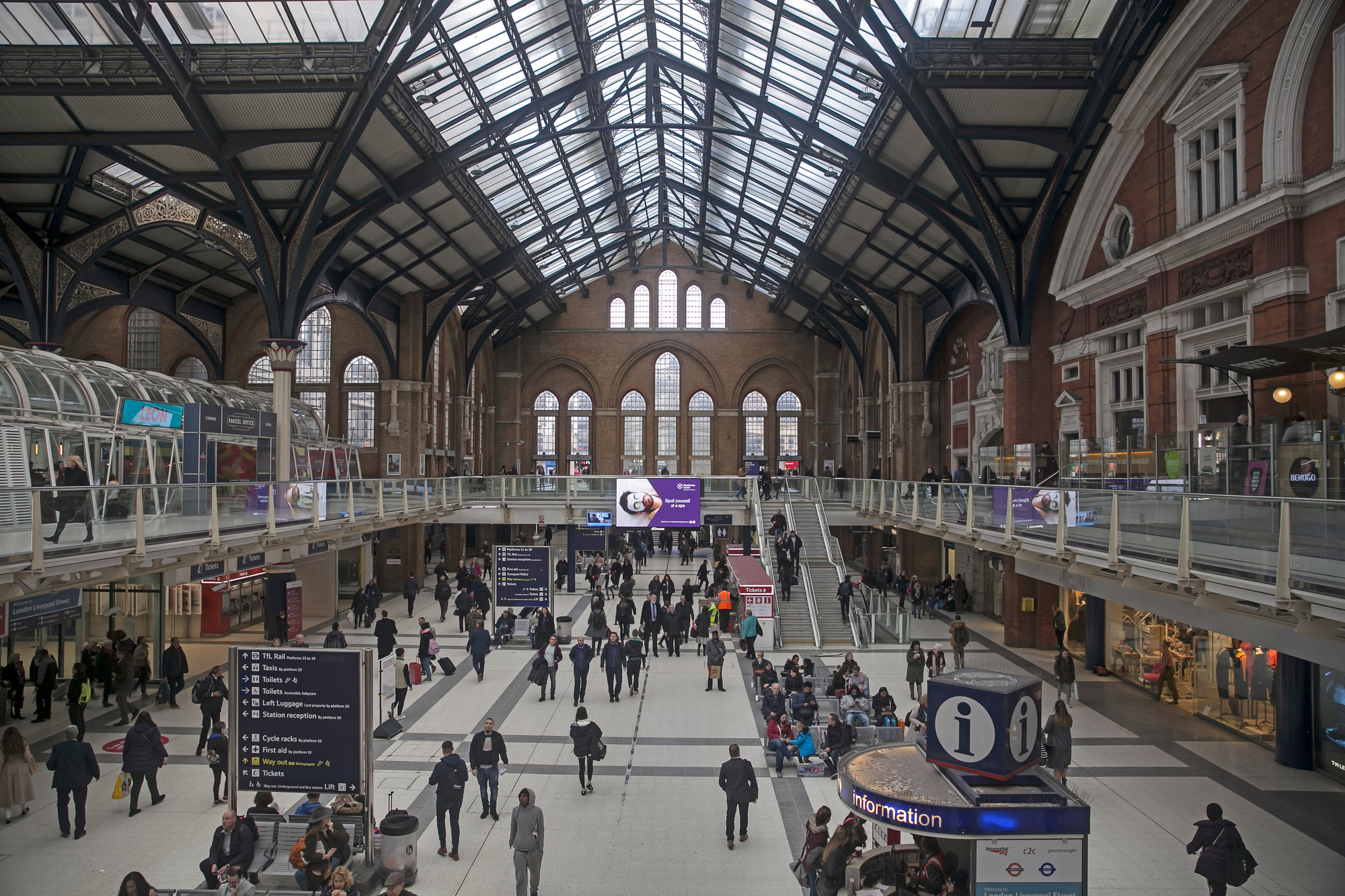 La gare de Liverpool Street à Londres