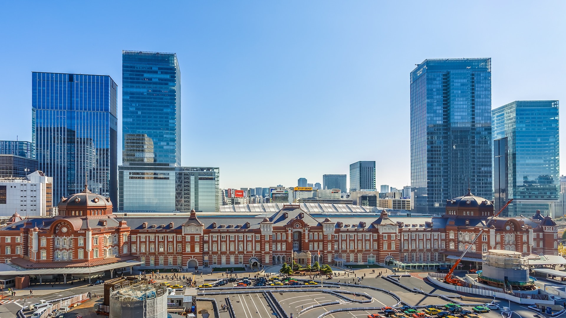 Où dormir au Japon ? Les 7 meilleurs endroits et de bons hôtels 10 La gare de Tokyo dans le quartier de Marunouchi à Tokyo