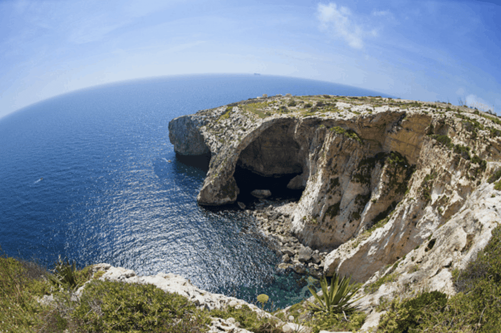 La grotte Bleue sur la côte sud de Malte