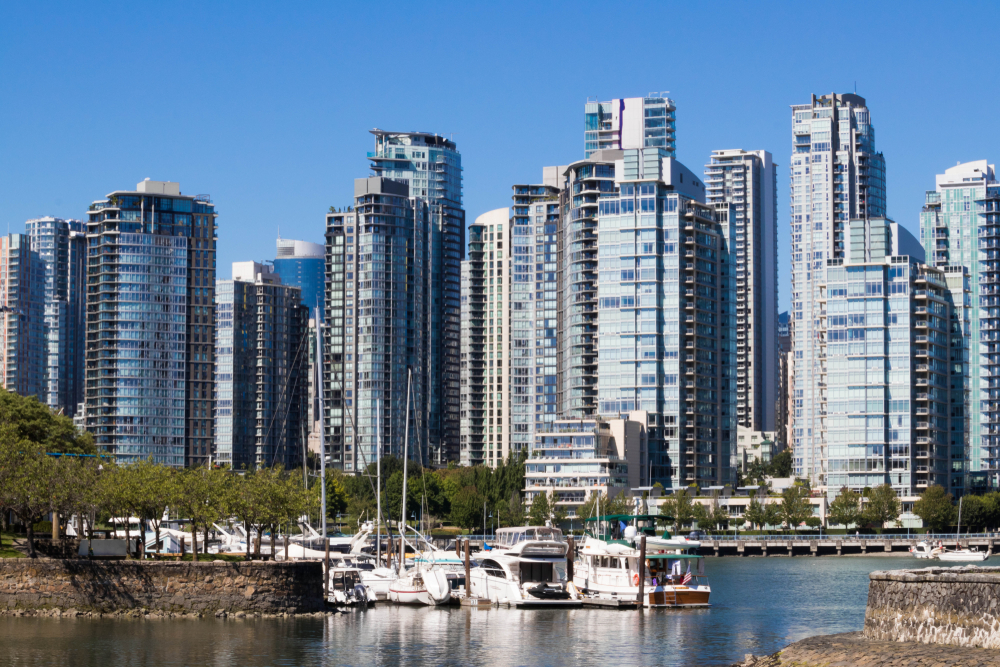 Où dormir à Vancouver ? Les 6 meilleurs quartiers et de bons hôtels 12 La marina de Yaletown vue depuis le seawall à Vancouver