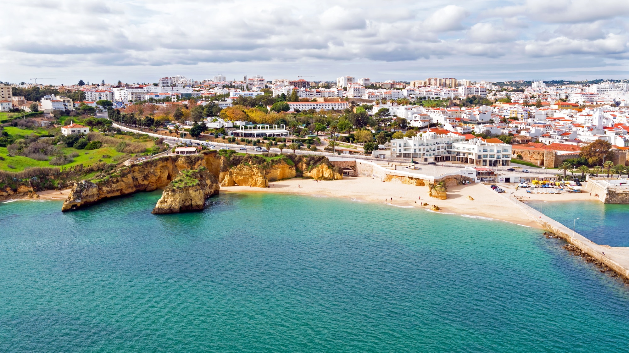 De l’aéroport de Faro à Albufeira, Lagos et au reste de l’Algarve - guide des transports 10 Lagos en Algarve