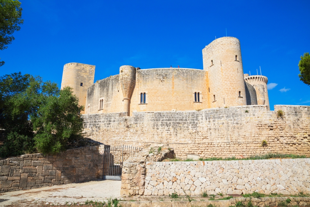 Le château de Bellver au-dessus de Palma de Majorque