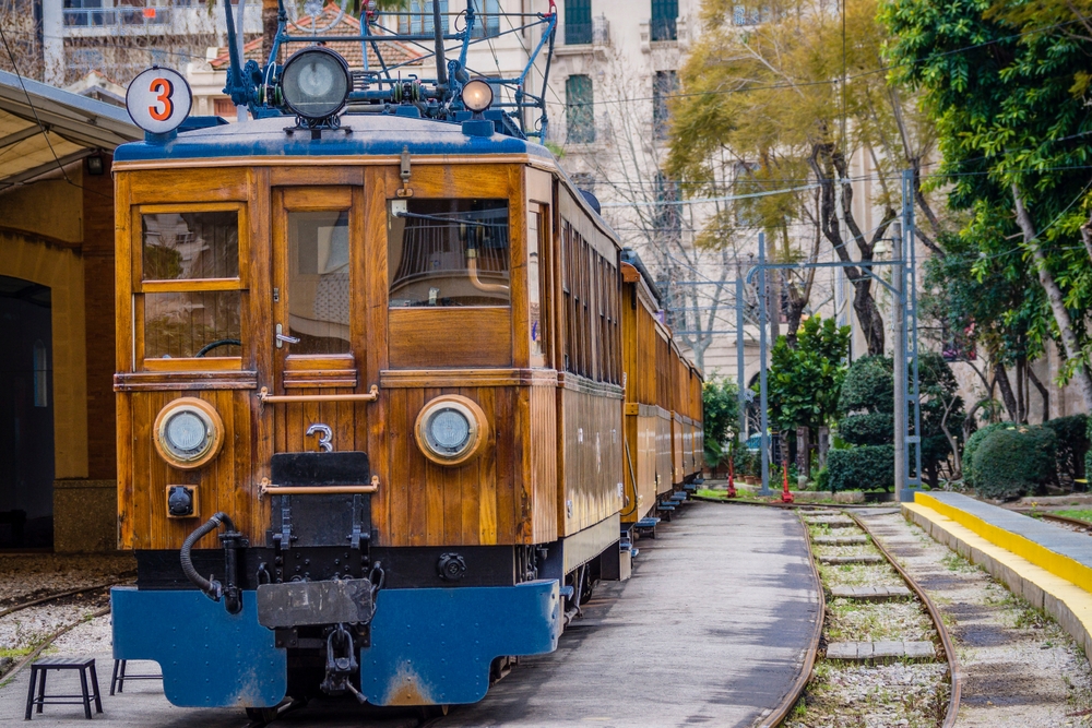 Le train historique sur la ligne entre Palma et Sóller