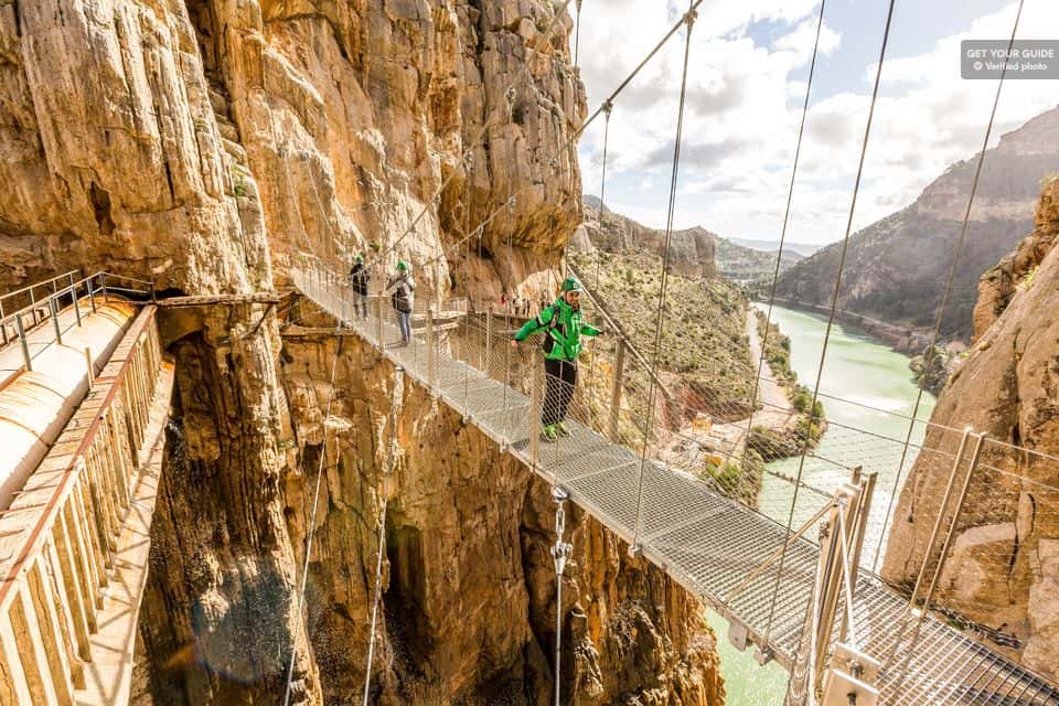 Les passerelles du Caminito del Rey dans la gorge du Desfiladero de los Gaitanes