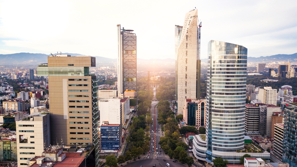 Vue aérienne du Paseo de la Reforma à Mexico