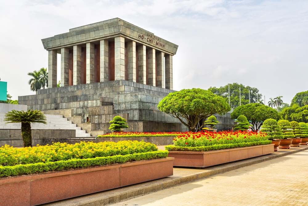 La place Ba Dinh et le mausolée de Hô Chi Minh à Hanoï
