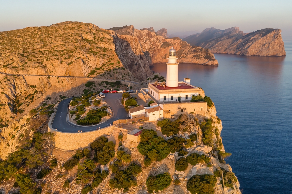 Vue aérienne du phare du cap de Formentor à Majorque