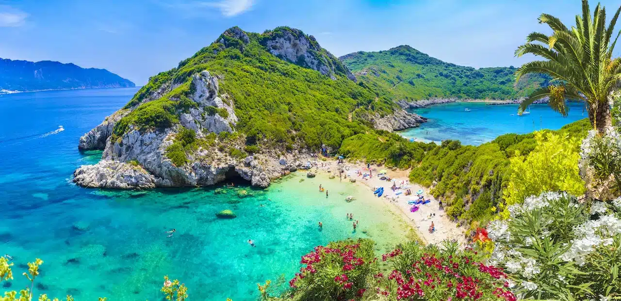 Où dormir à Corfou : vue sur la côte de l’île