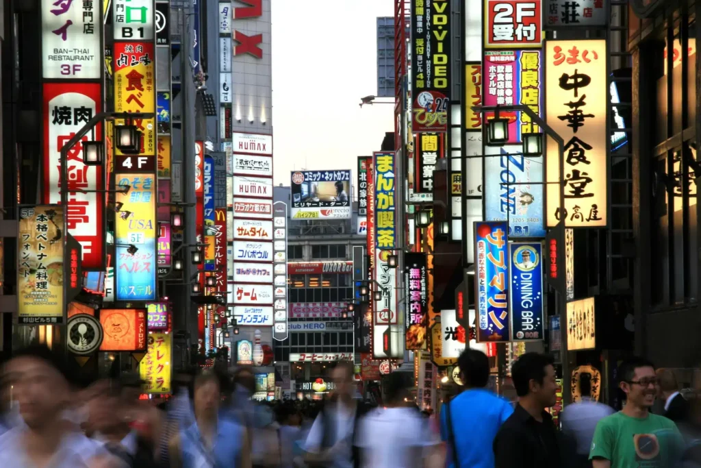 Où dormir à Tokyo : le carrefour de Shibuya et les gratte-ciel de la ville