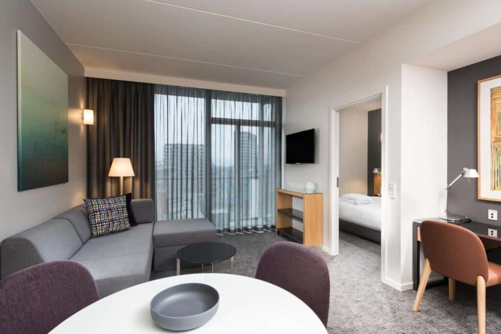 Hôtel avec piscine à Copenhague : les 8 meilleurs hôtels de la capitale danoise 🏊🏻 29 Adina Apartment Hotel Copenhagen