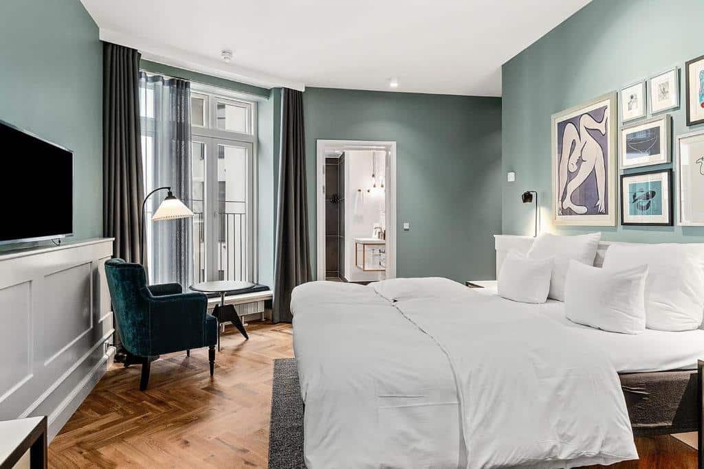 Hôtel spa à Copenhague : les 10 meilleures adresses de la capitale danoise 🇩🇰 42 chambre de l’hôtel Kong Arthur