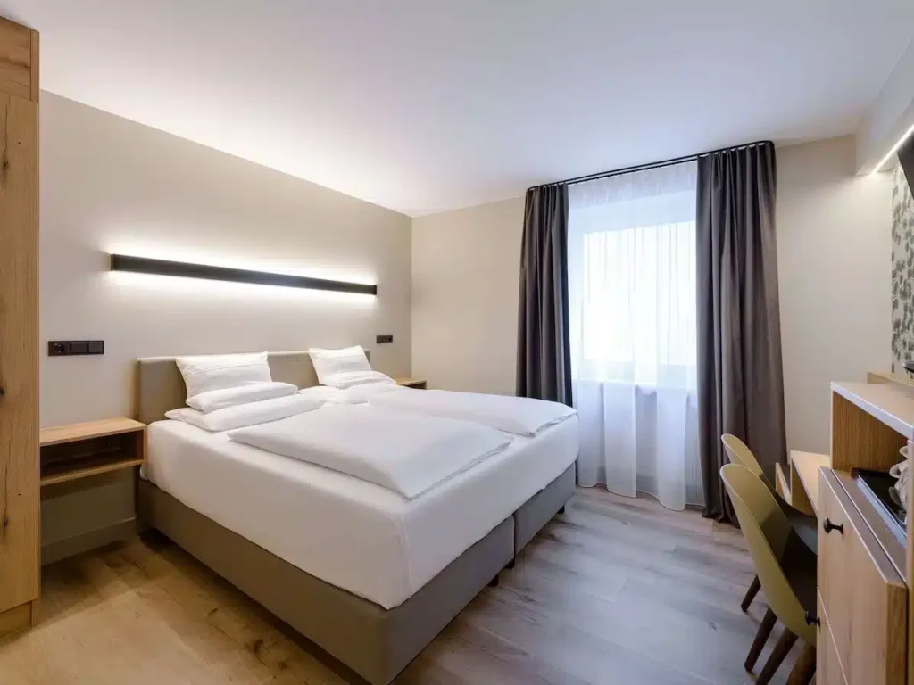Chambre du Mercure, un hôtel abordable au cœur de Munich