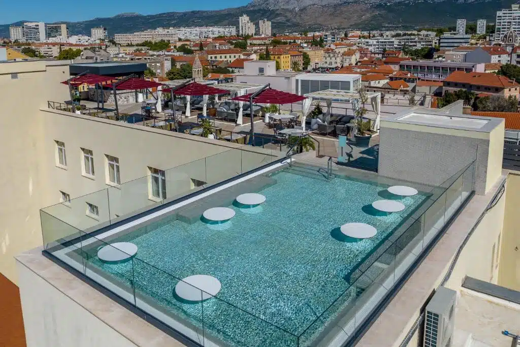 Où dormir à Split ? Les 3 meilleurs quartiers + hôtels (et où ne pas dormir) 🇭🇷 16 Cornaro Hotel Split