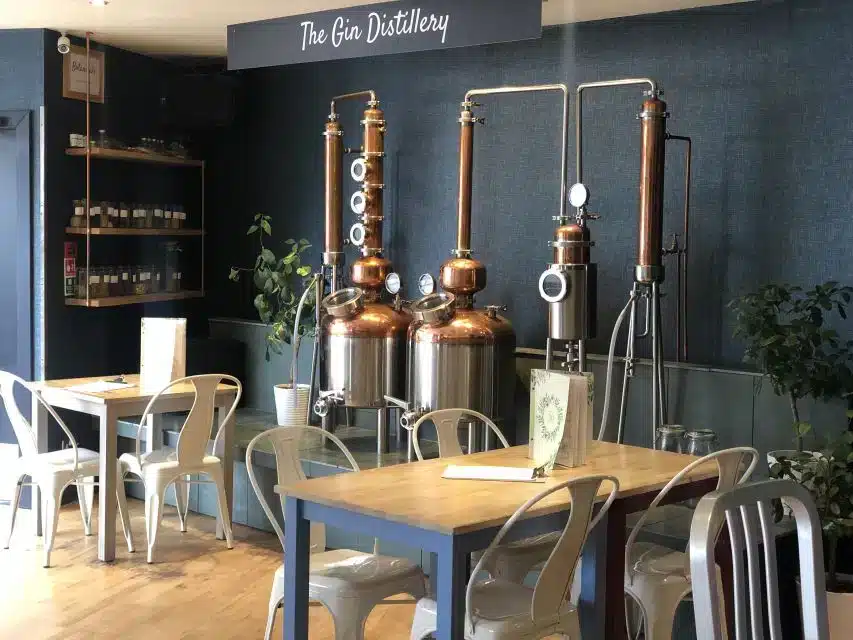 Que faire à Édimbourg : les 16 meilleures activités, par un guide en Écosse 38 Dégustation de gin à Édimbourg