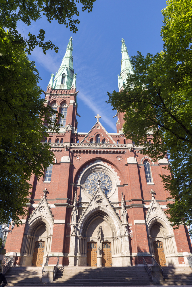 Où dormir à Helsinki ? Les 6 meilleures zones et de bons hôtels 11 L’église Saint-Jean dans le Design District d’Helsinki