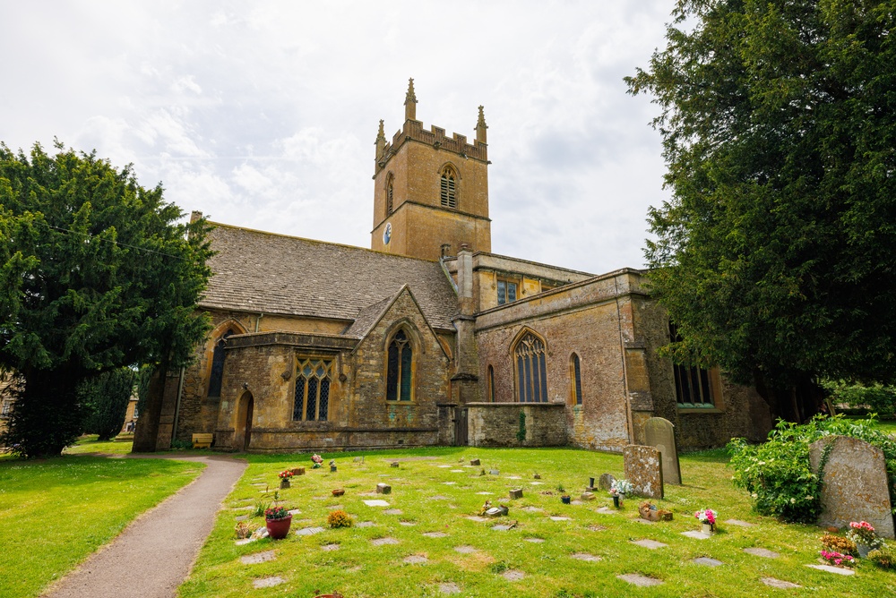 Où dormir dans les Cotswolds ? Les 7 meilleures villes et de bons hôtels 11 L’église St Edward’s Church à Stow-on-the-Wold