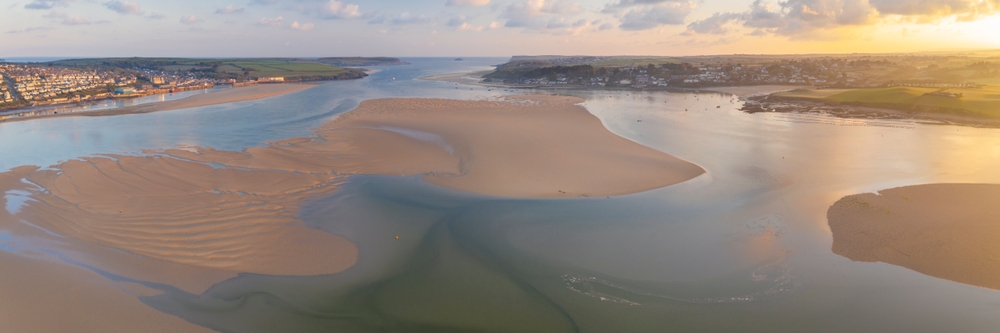 Où dormir en Cornouailles ? Les 6 meilleures villes et de bons hôtels 11 L’estuaire de la Camel près de Padstow, en Cornouailles, à l’aube