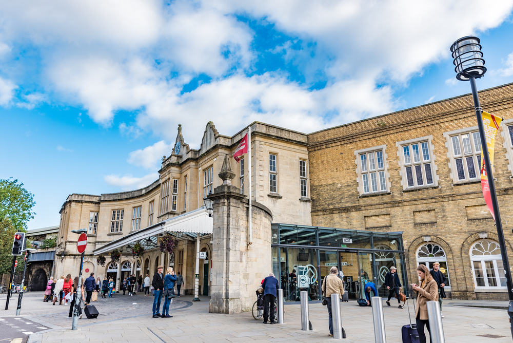 La gare de Bath Spa à Bath, où arrivent les trains de Londres