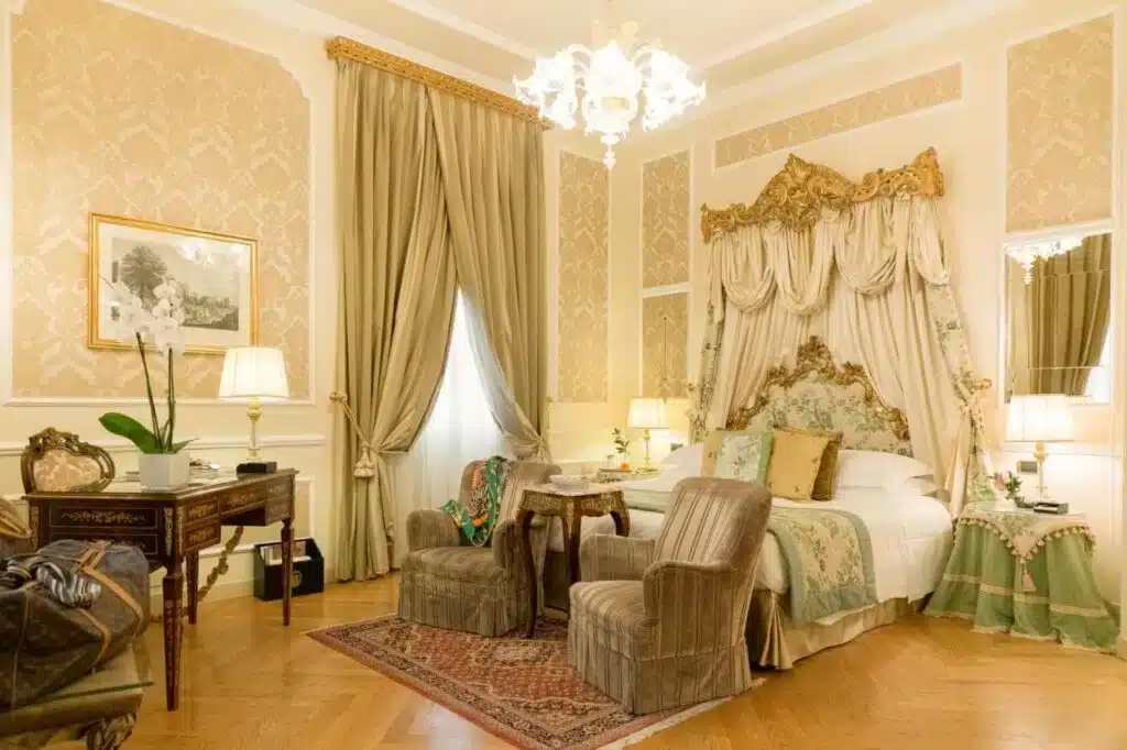 Où dormir à Bologne ? Les 4 meilleurs quartiers et hôtels (+ où ne pas loger) 🇮🇹 21 Grand Hotel Majestic Già Baglioni
