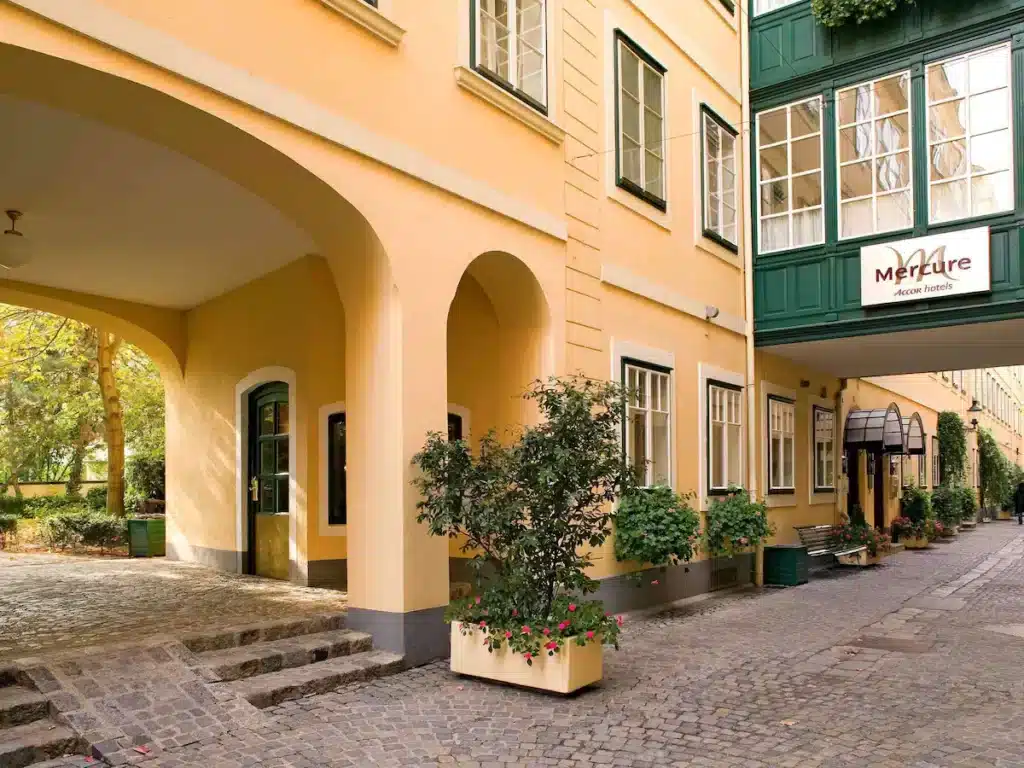 Où dormir à Vienne ? Les 4 meilleurs quartiers et hôtels (+ ceux à éviter) 🇦🇹 59 Grand Hotel Mercure Biedermeier Vienna