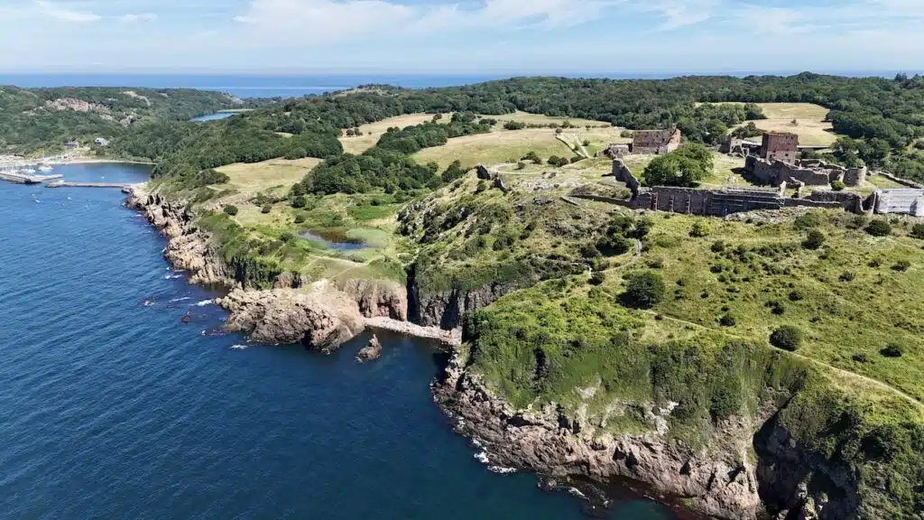 Où dormir à Bornholm ? Les 4 meilleures villes et hébergements sur l’île du soleil 🌞 27 Hammershus à Bornholm