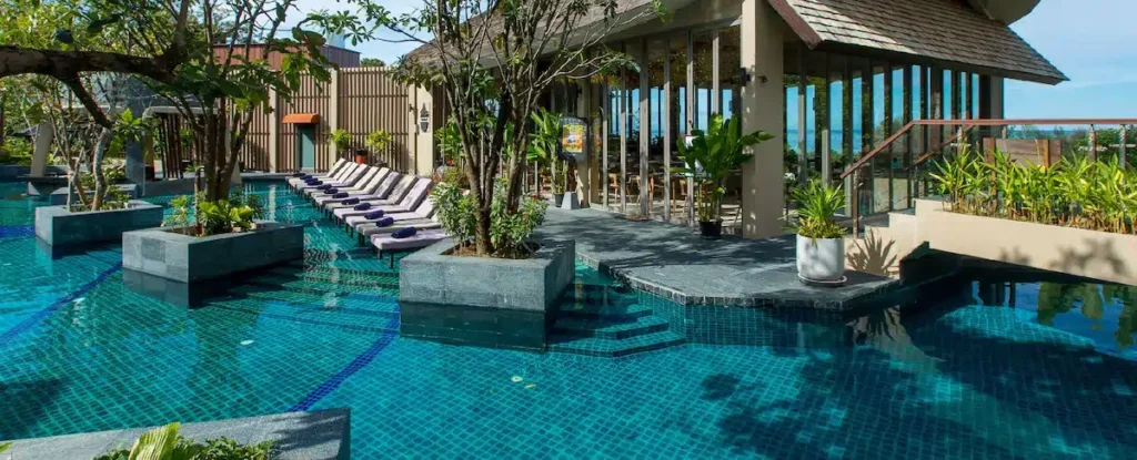 Où dormir à Phuket ? Les 9 meilleurs quartiers et hébergements uniques 🇹🇭 60 Hôtel à Karon
