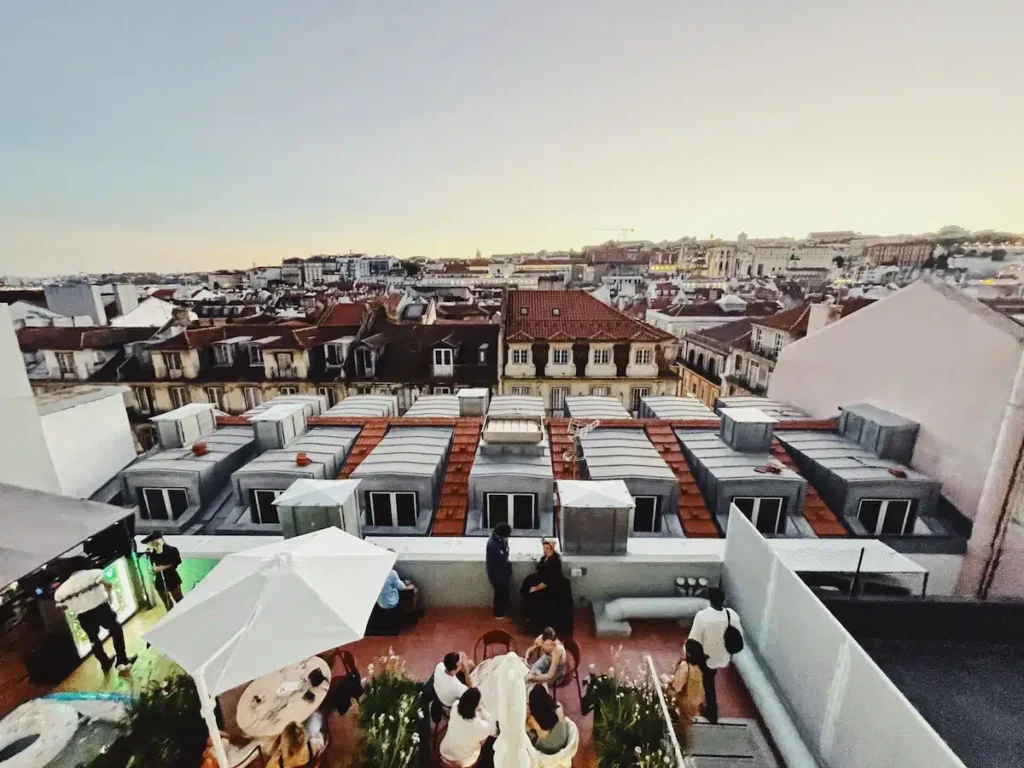 Hôtel avec bar sur le toit à Lisbonne