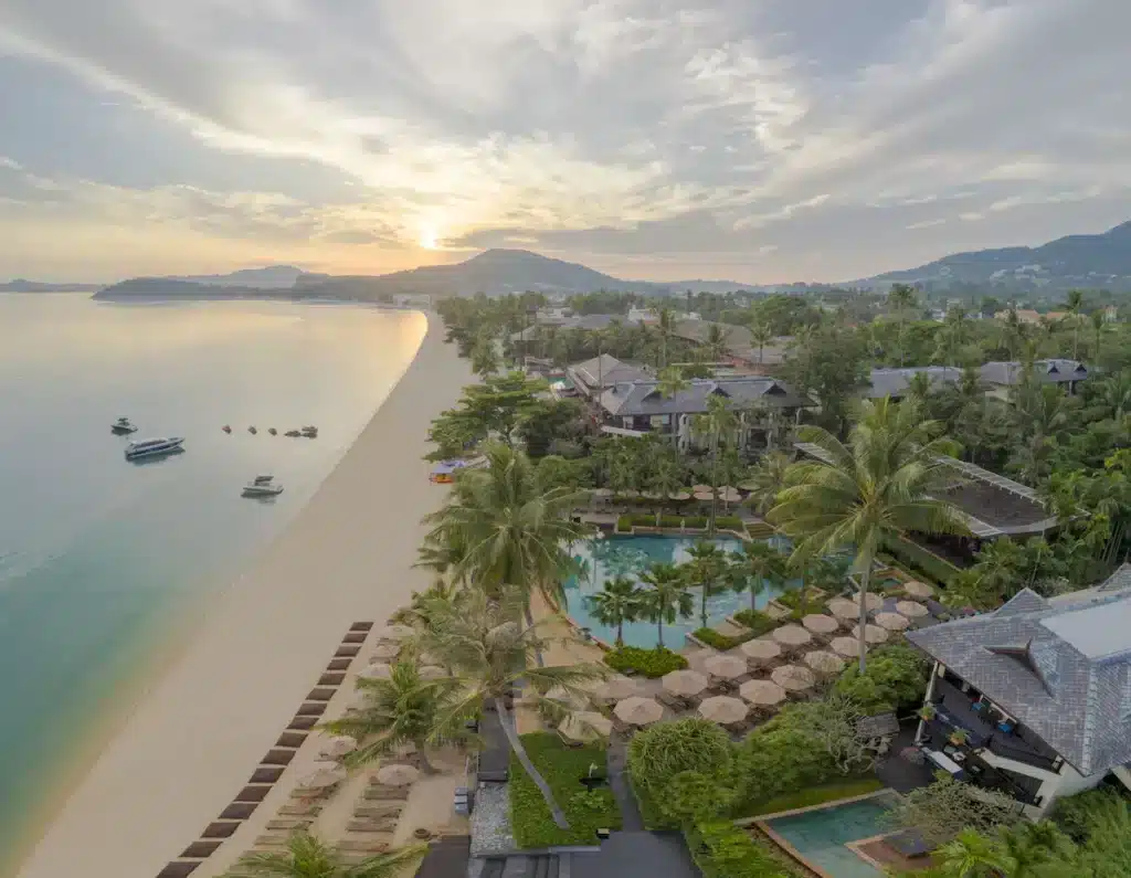 Où dormir à Koh Samui ? Les 5 meilleurs quartiers et hôtels (+ ceux à éviter) 🇹🇭 59 hôtel de plage Anantara Bophut à Fisherman’s Village