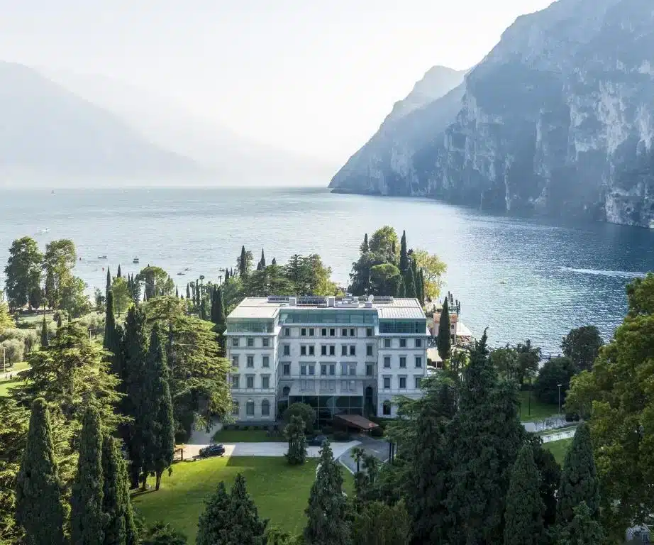Où dormir au lac de Garde ? Les 6 meilleurs quartiers et hôtels + où éviter ! 🇮🇹 17 Hôtel Lido Palace au lac de Garde