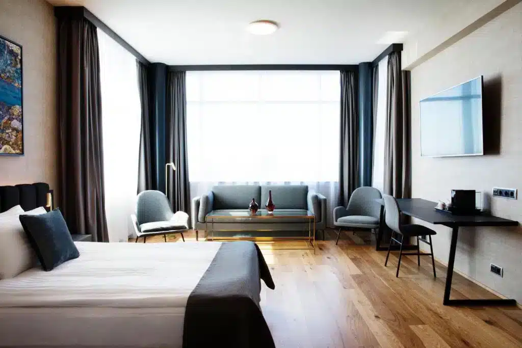 Où dormir à Reykjavik ? Les 4 meilleurs quartiers et hôtels (+ ceux à éviter) 🇮🇸 25 Hotel Reykjavik Grand