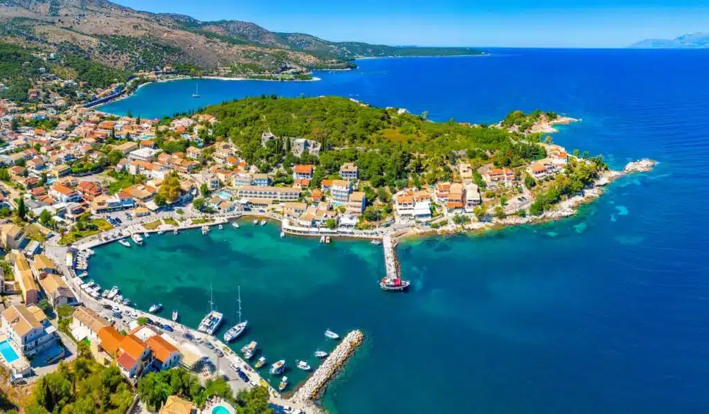 Kassiopi, le meilleur endroit où dormir à Corfou pour vivre la Grèce authentique