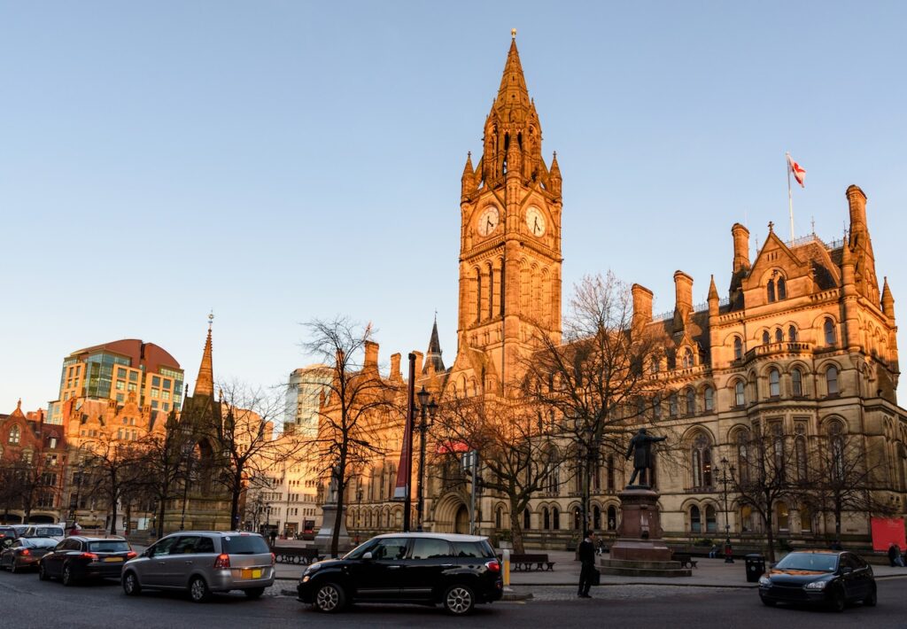 L’hôtel de ville de Manchester dans le centre-ville