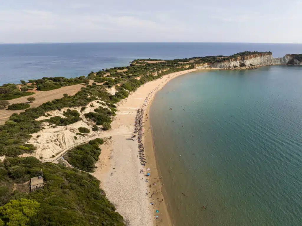 Où dormir à Zakynthos ? Les 5 meilleures zones et hôtels (+ celles à éviter) 🇬🇷 21 La plage de Gerakas