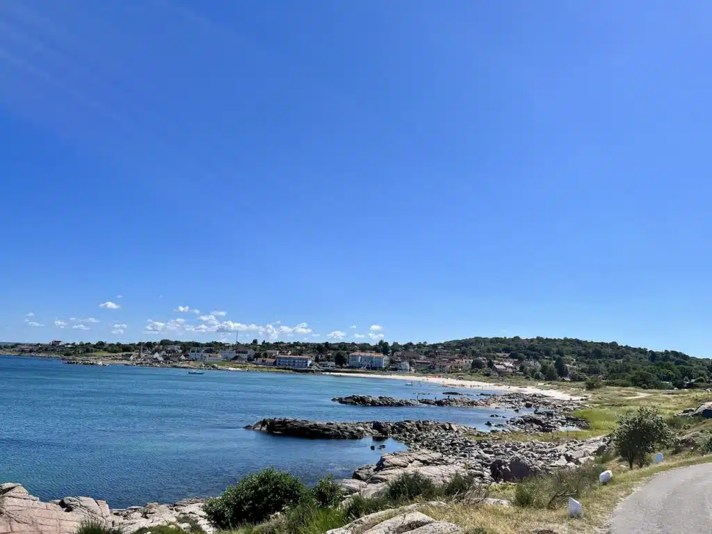 Où dormir à Bornholm ? Les 4 meilleures villes et hébergements sur l’île du soleil 🌞 26 La plage de Sandvig à Bornholm