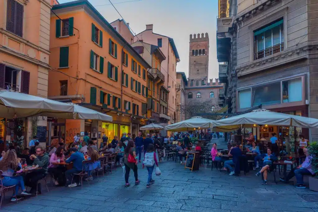 Où dormir à Bologne ? Les 4 meilleurs quartiers et hôtels (+ où ne pas loger) 🇮🇹 36 Le centre-ville de Bologne