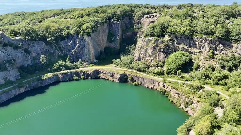 Où dormir à Bornholm ? Les 4 meilleures villes et hébergements sur l’île du soleil 🌞 25 Le lac d’Opale