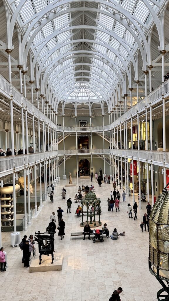 Que faire à Édimbourg : les 16 meilleures activités, par un guide en Écosse 28 Le Musée national d’Écosse