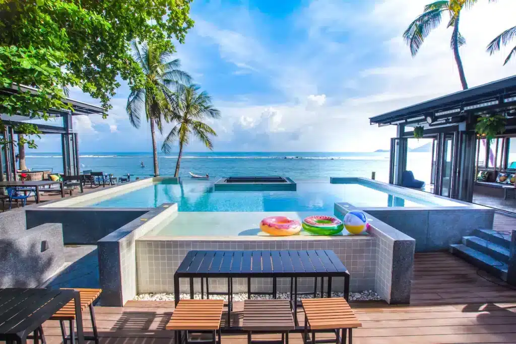 Où dormir à Koh Samui ? Les 5 meilleurs quartiers et hôtels (+ ceux à éviter) 🇹🇭 70 Lub d Koh Samui Chaweng Beach, le meilleur hôtel pour les jeunes voyageurs
