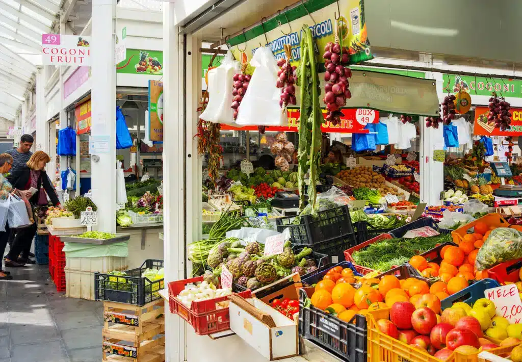 Où dormir à Rome ? Les 5 meilleurs quartiers et hôtels (+ ceux à éviter) 🇮🇹 88 Marché de Testaccio à Rome