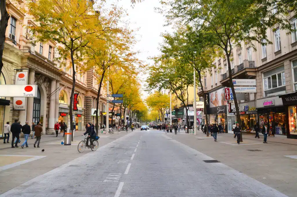 Où dormir à Vienne ? Les 4 meilleurs quartiers et hôtels (+ ceux à éviter) 🇦🇹 45 Mariahilfer Straße