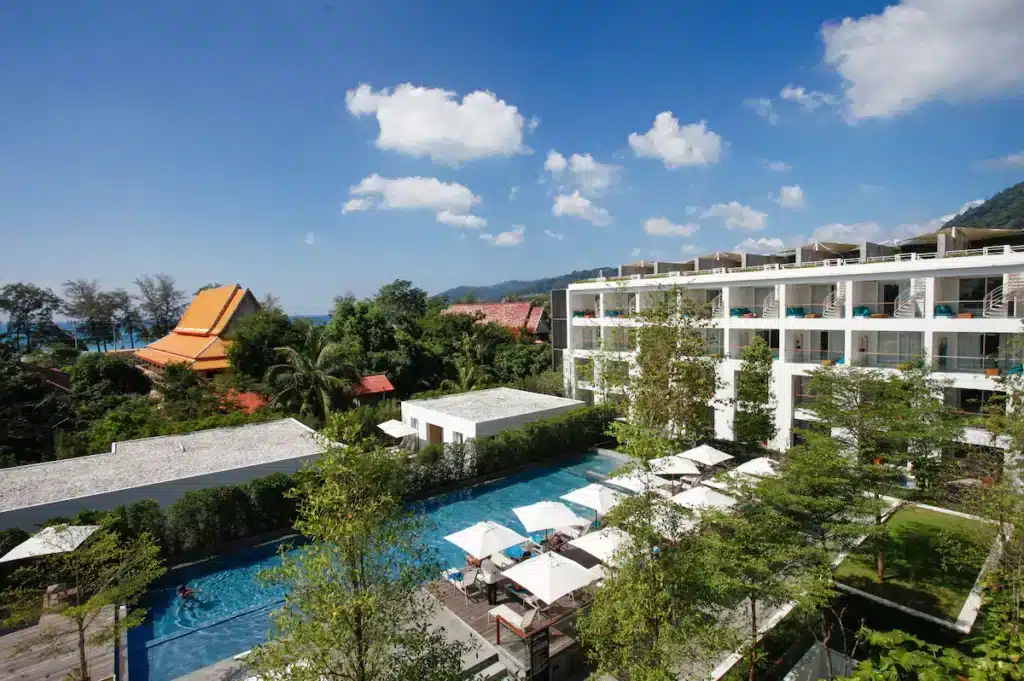 Où dormir à Phuket ? Les 9 meilleurs quartiers et hébergements uniques 🇹🇭 56 Nap Patong, un bon hôtel près de la plage et du centre