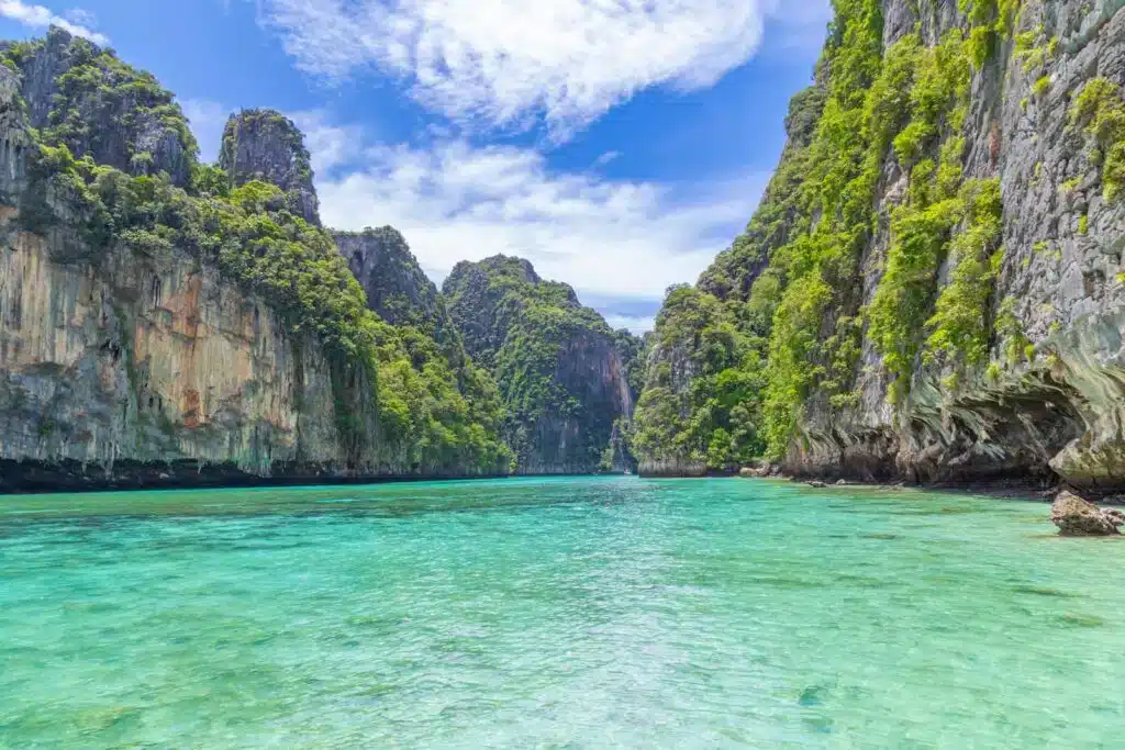 Où dormir à Krabi ? Les 6 meilleurs quartiers + hébergements uniques 🇹🇭 45 Phi Phi Leh