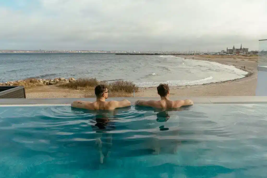 Hôtel spa à Copenhague : les 10 meilleures adresses de la capitale danoise 🇩🇰 36 Piscine extérieure de l’hôtel