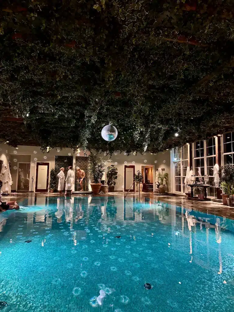 Avis sur l’Ystad Saltsjöbad : est-ce encore le meilleur hôtel spa de Scanie ? 🤔 30 Piscine intérieure de l’hôtel spa d’Ystad