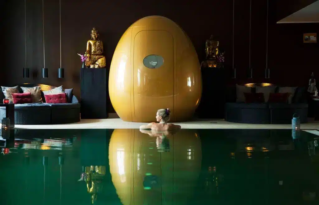 Hôtel spa à Copenhague : les 10 meilleures adresses de la capitale danoise 🇩🇰 47 piscine intérieure du Clarion Hotel Copenhagen Airport