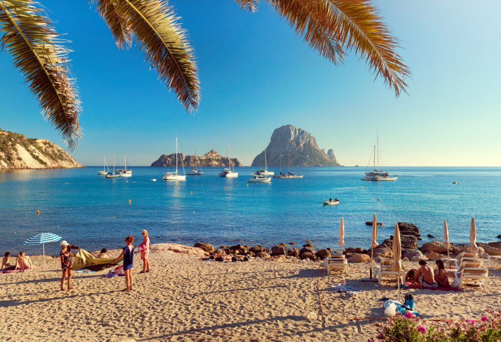 Plage de Cala d’Hort à Ibiza